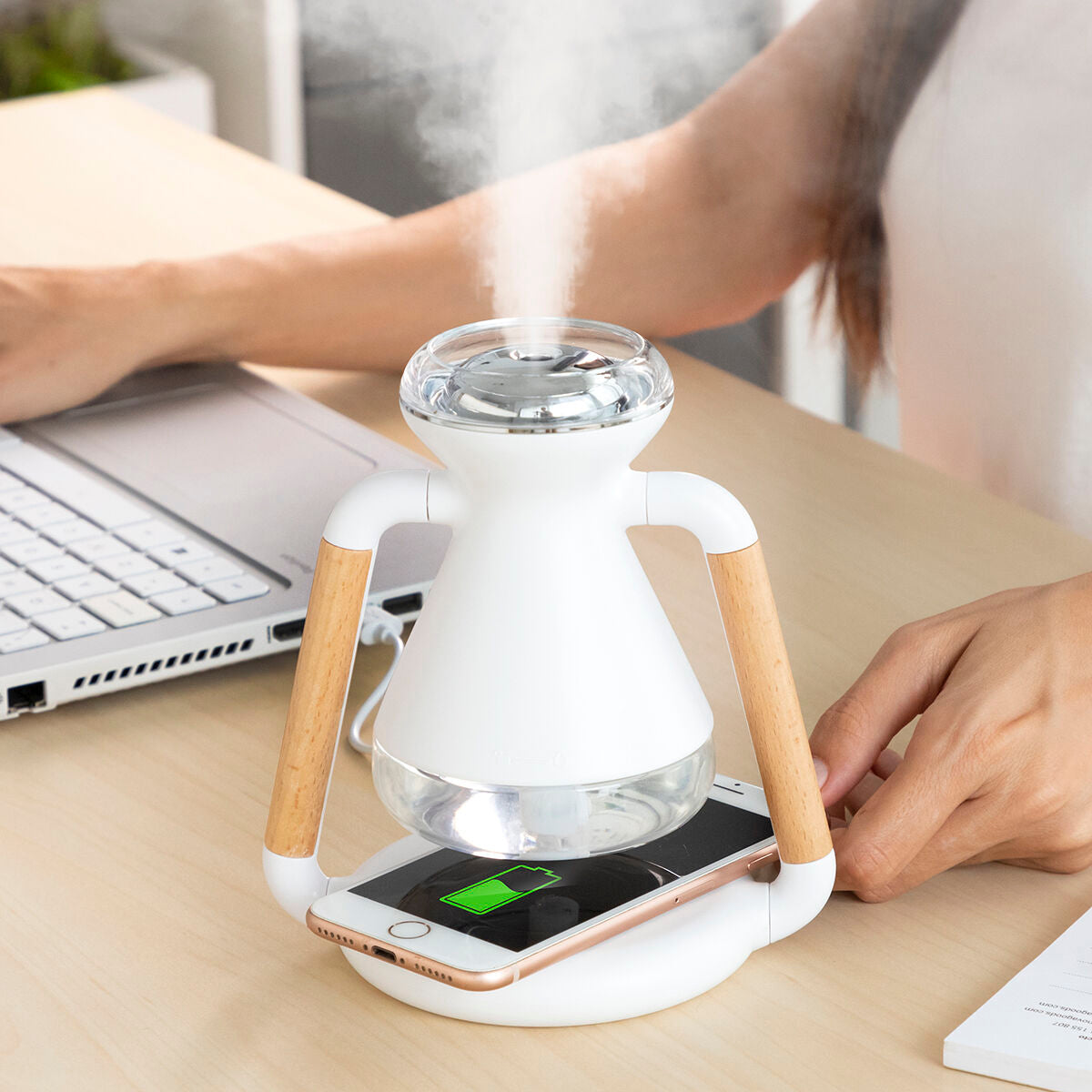 3-in-1 Wireless Charger, Aroma Diffuser and Humidifier Misvolt InnovaGoods-0